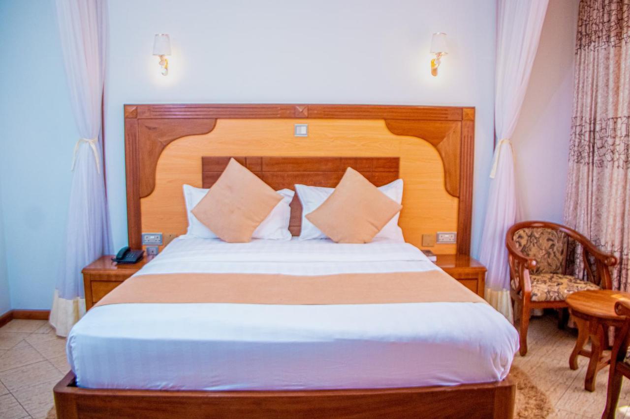 Grand Winston Hotel Nakuru Ngoại thất bức ảnh