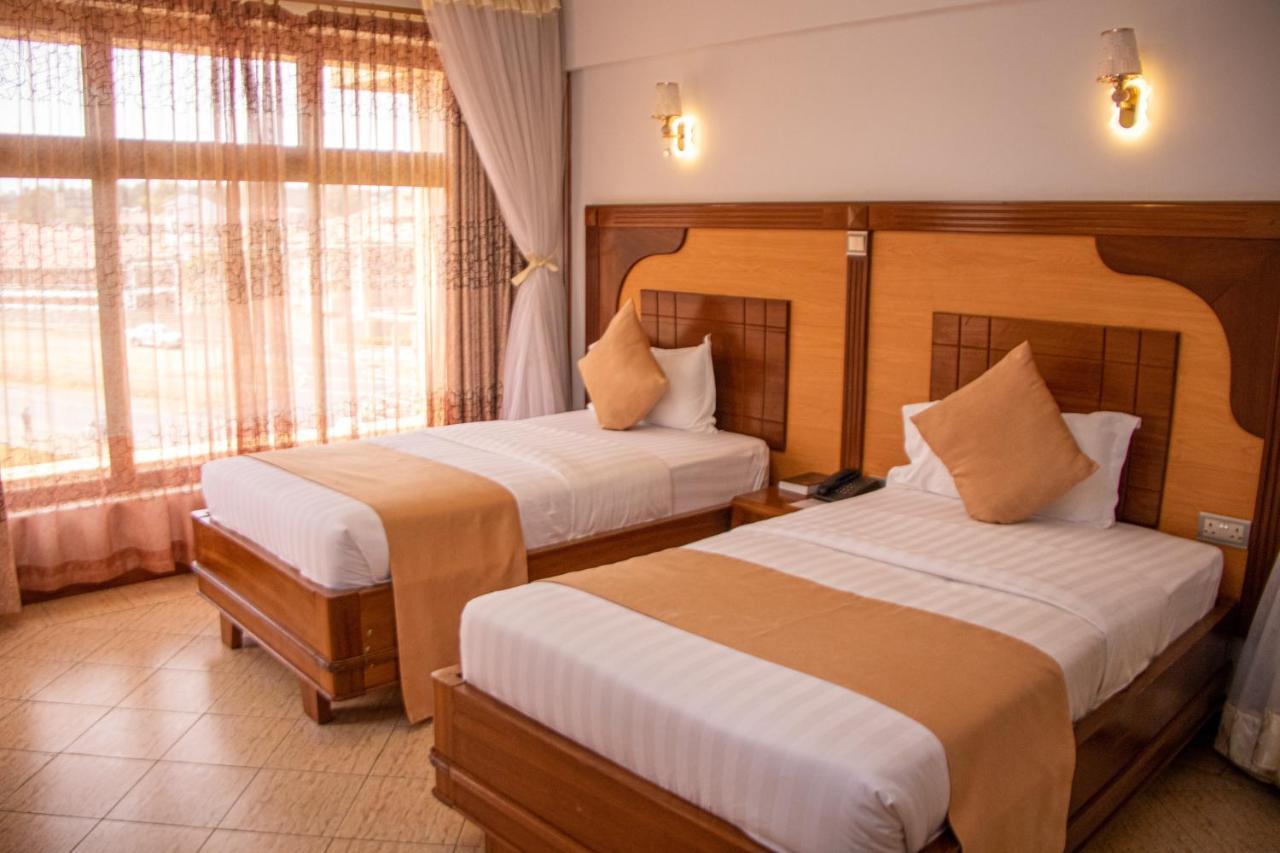 Grand Winston Hotel Nakuru Ngoại thất bức ảnh