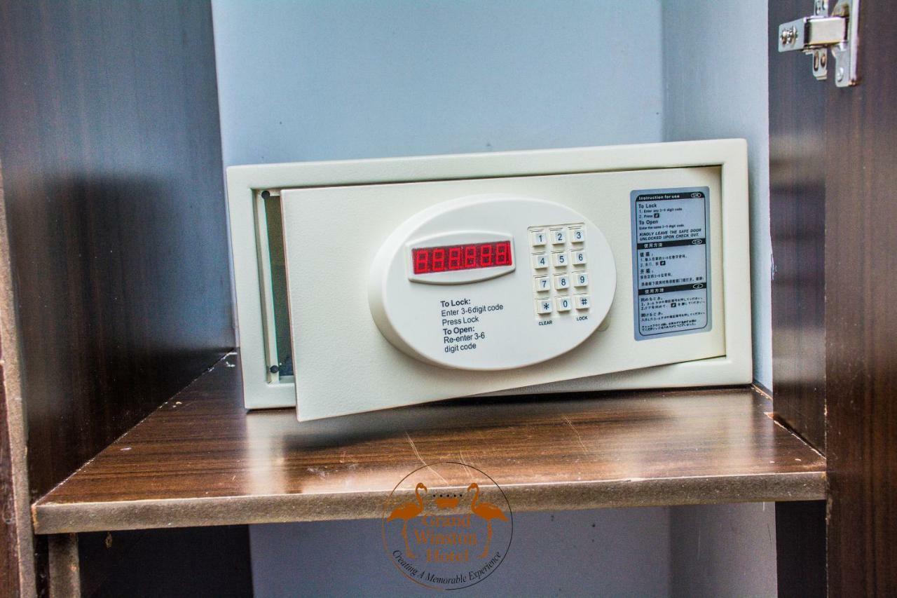 Grand Winston Hotel Nakuru Ngoại thất bức ảnh